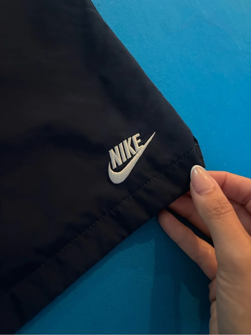 Nike Men's Navy Mesh-Lined Training Shorts